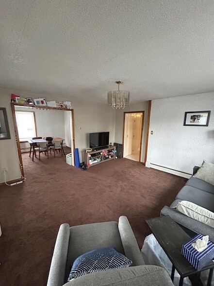 Building Photo - 11 Audet St