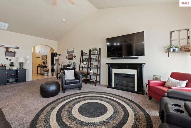 Building Photo - 4342 Magrath Dr