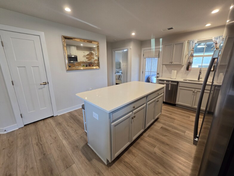 Building Photo - 7257 George Wythe Ln