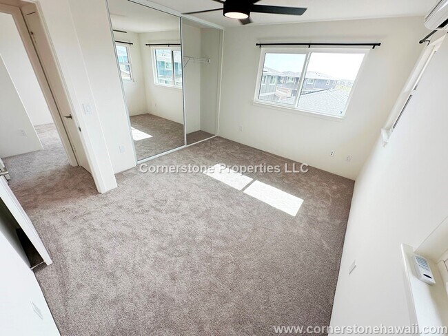 Building Photo - 94-1133-1133 Halekukui St