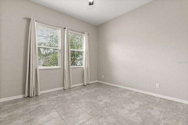 Building Photo - 1046 Grand Hilltop Dr