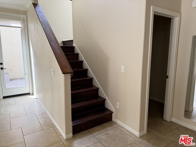 Building Photo - 1120 Columbia Trl