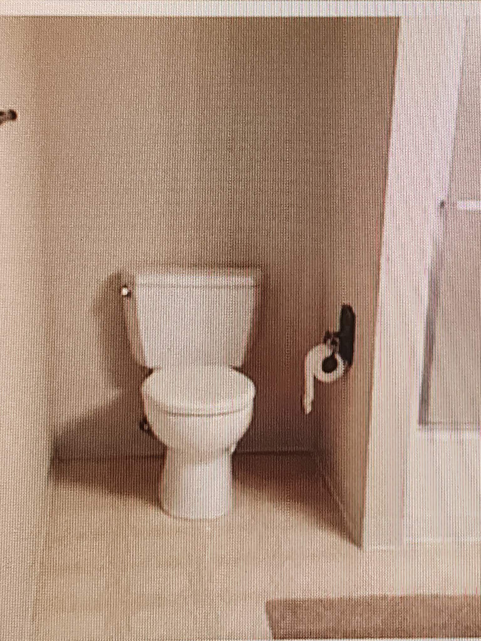 Upstairs bathroom - 50 NE Village Squire Ave