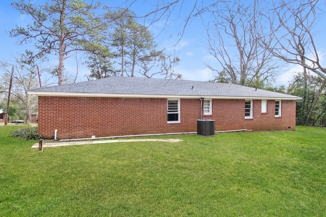 Building Photo - 3452 Doster Way