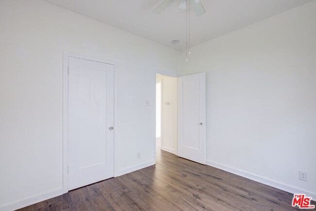 Building Photo - 1445 N Vista St