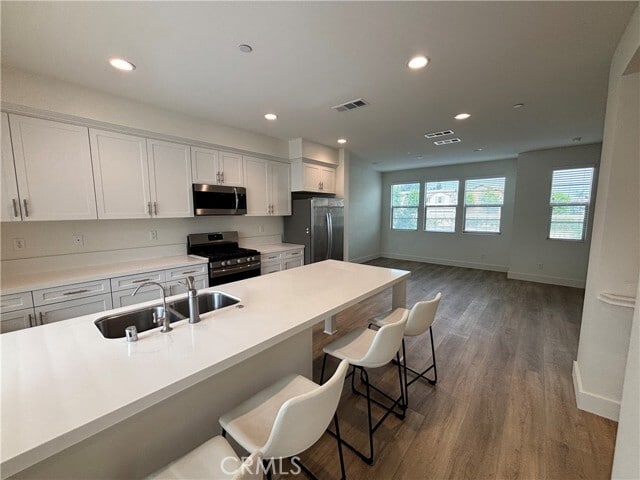 Building Photo - 107 E Knox Dr