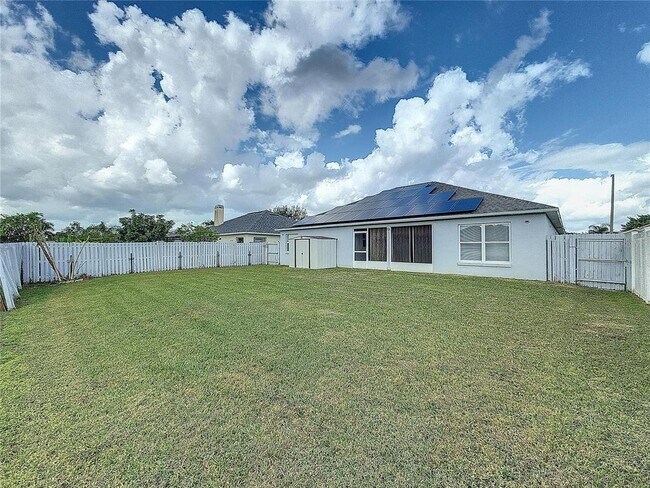Building Photo - 603 Terranova Dr