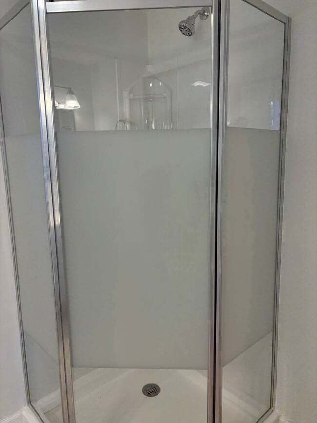 Building Photo - 2 Bedroom 1 Bath Home in Jarvisburg $1975/mo