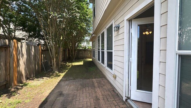 Building Photo - 4923 Lake Gladewater Ct