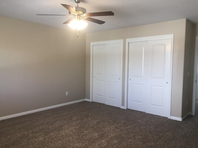 Building Photo - 3 Bed - 2.5 Bath Twin Home -Gemini Meadows