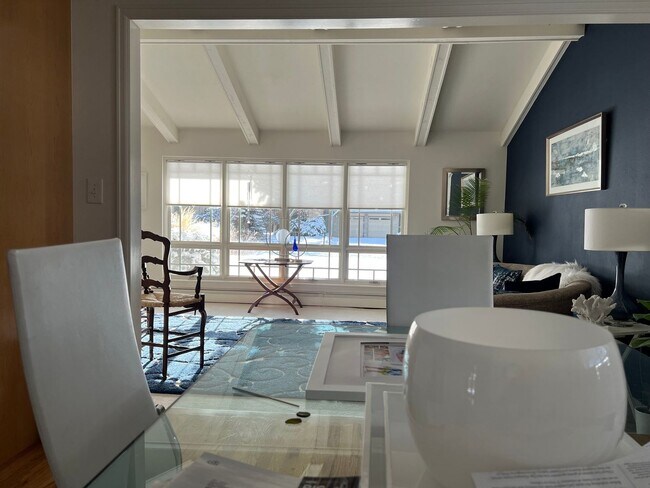 Building Photo - Spacious 4BR House in Boulder