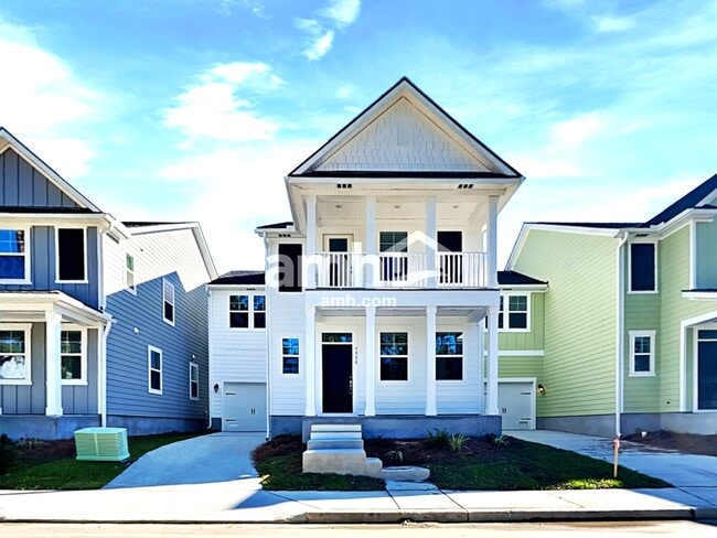 Building Photo - 1950 Weeping Cypress Dr