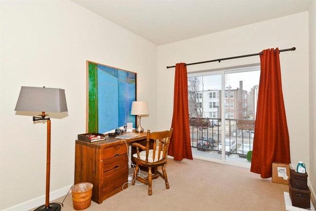 Building Photo - 5621 Pershing Ave