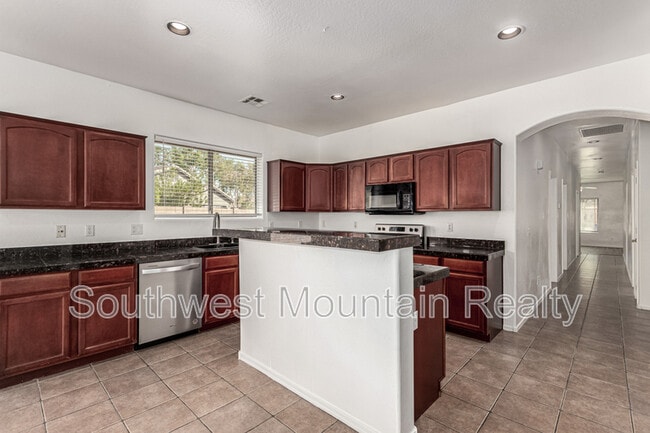 Building Photo - 21486 Via Del Oro