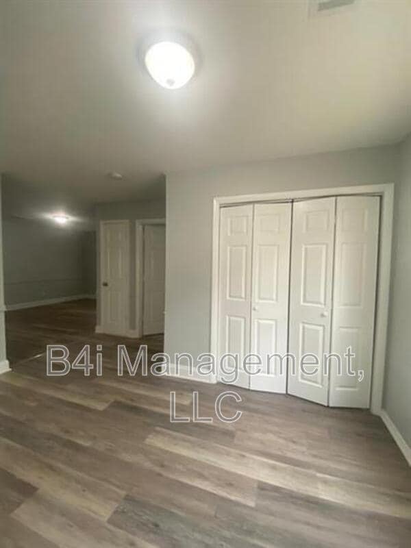 Building Photo - 141 Garfield St