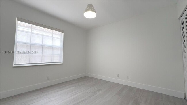 Building Photo - 1245 Seabay Rd