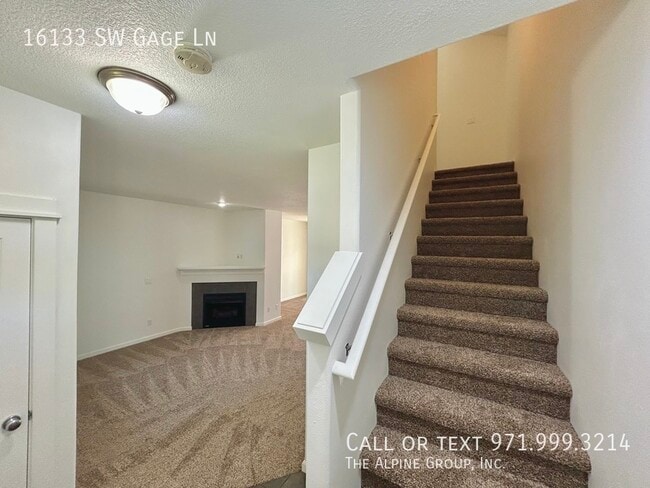 Building Photo - 16133 SW Gage Ln