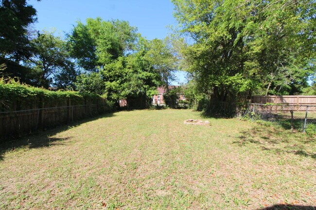 Building Photo - Updated 3BR/1BA Patio Home in Northeast Pensacola, Close to Downtown, Shopping, and Parks!