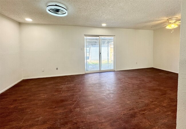 Building Photo - 1226 Montana St