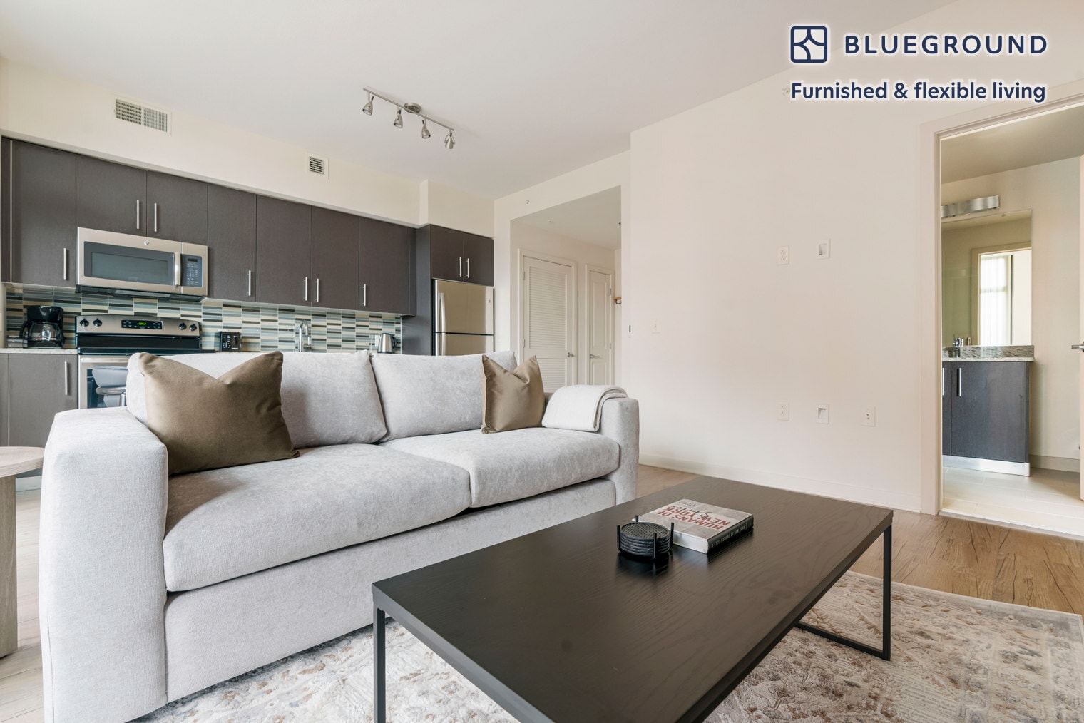 Building Photo - 1128 N Irving St