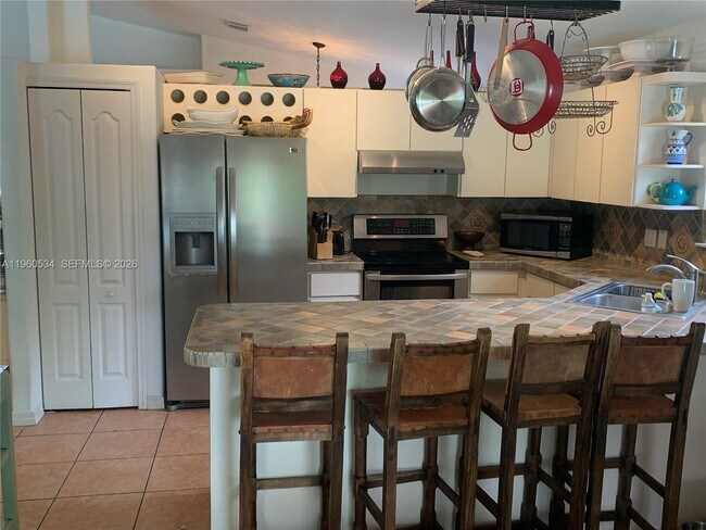 Building Photo - 7971 NW 186th Terrace