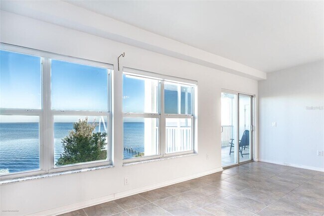 Building Photo - 101 N Marion Ct