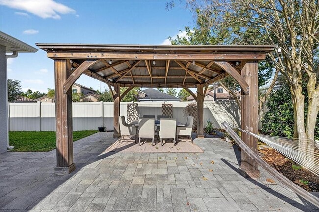 Building Photo - 18233 Leafmore St