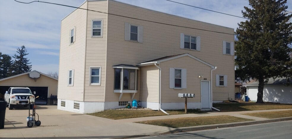 Building Photo - 403 1st Ave SE