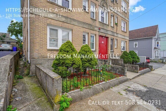 Building Photo - 126 Sumner Ave
