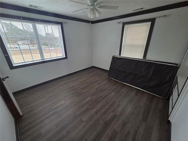 Building Photo - 6023 Williams Rd