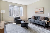 Building Photo - 5684 Bay St