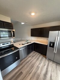 Building Photo - 1347 Norfolk Cir