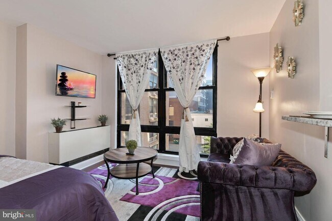 Building Photo - 1260 21st St NW