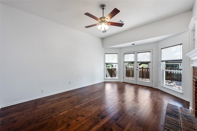 Building Photo - 7203 Desert Rose Cove