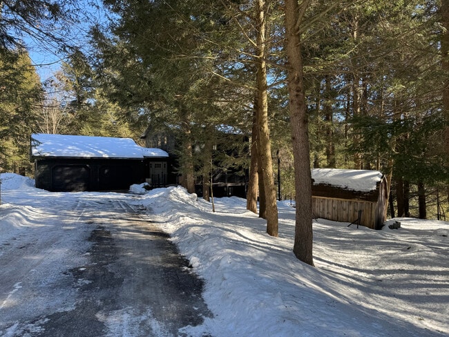 Building Photo - 1393 NY-296