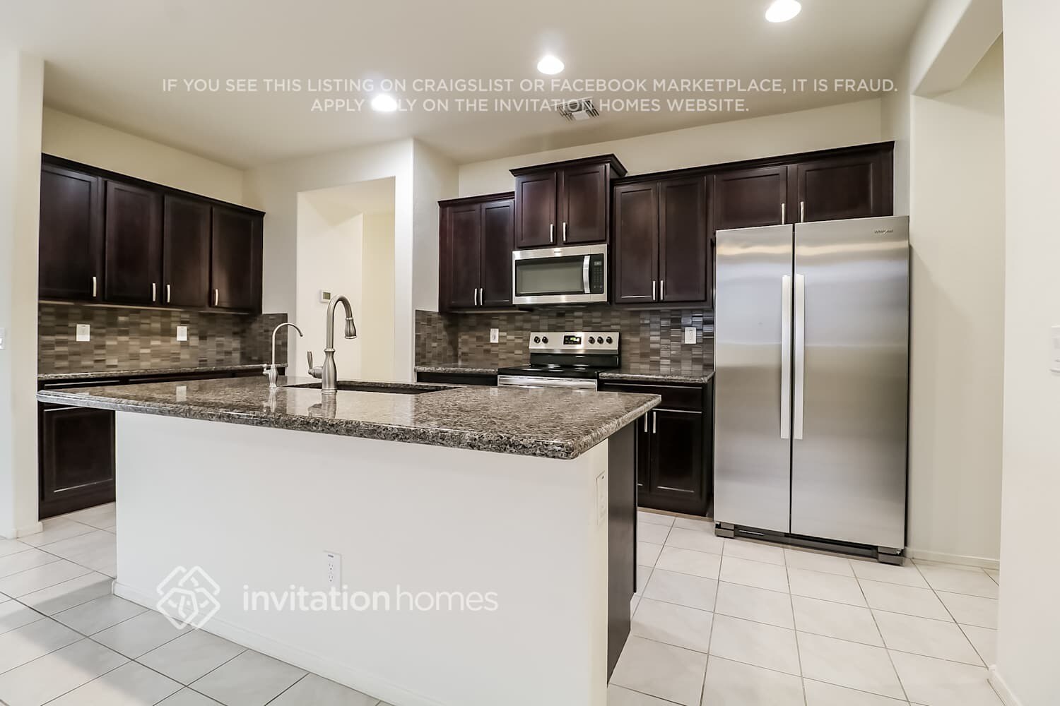 Building Photo - 18377 W Pueblo Ave