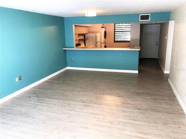 Building Photo - 283 Sherwood Dr