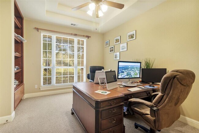 Building Photo - 5600 Laguna Cliff Ln