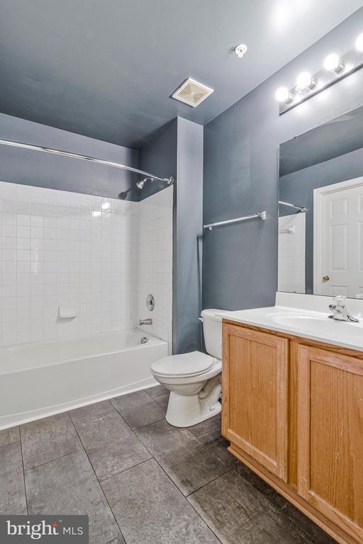 Building Photo - 3110 Gallop Way