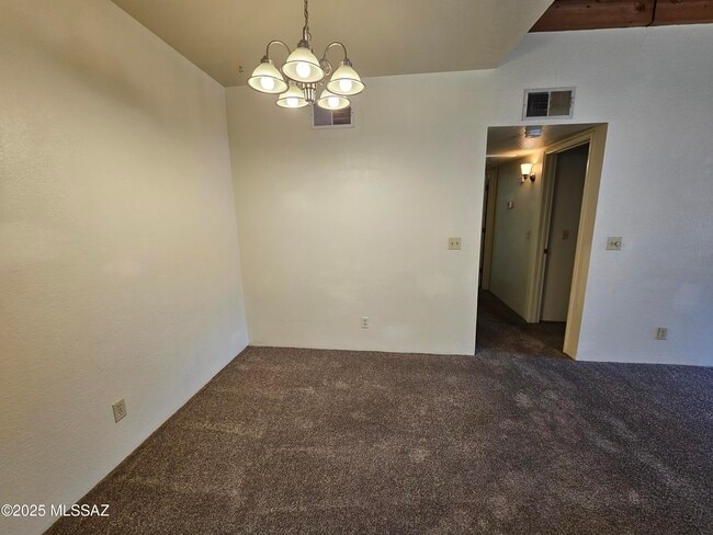 Building Photo - 5750 N Camino Esplendora