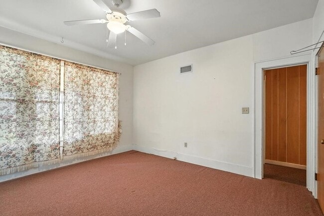 Building Photo - 1781 University Blvd