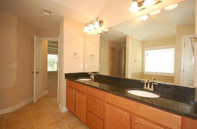 Building Photo - 235 Haney Rd