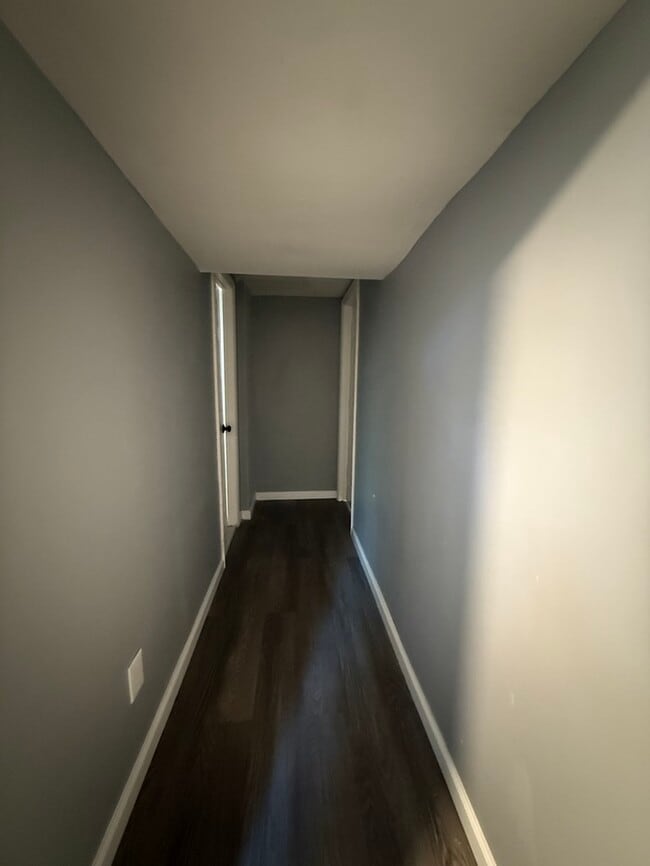 Building Photo - 309 Ellis Ct