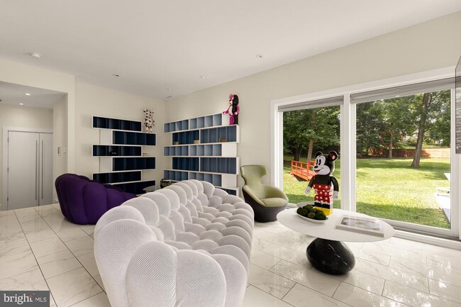 Building Photo - 6309 Bradley Blvd