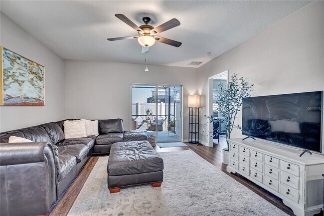 Building Photo - 32705 Brooks Hawk Ln