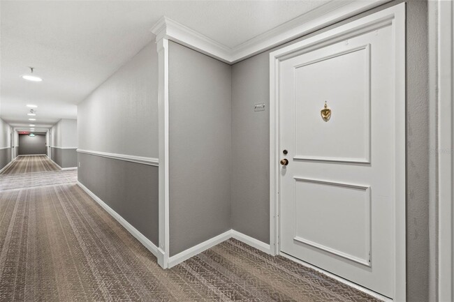 Building Photo - 5950 Pelican Bay Plaza S
