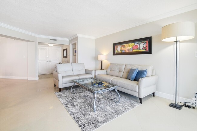 Building Photo - 500 S Ocean Blvd