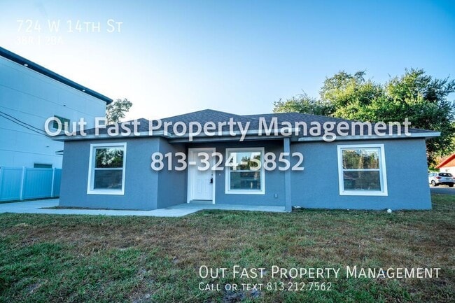 Primary Photo - 724 W 14th St