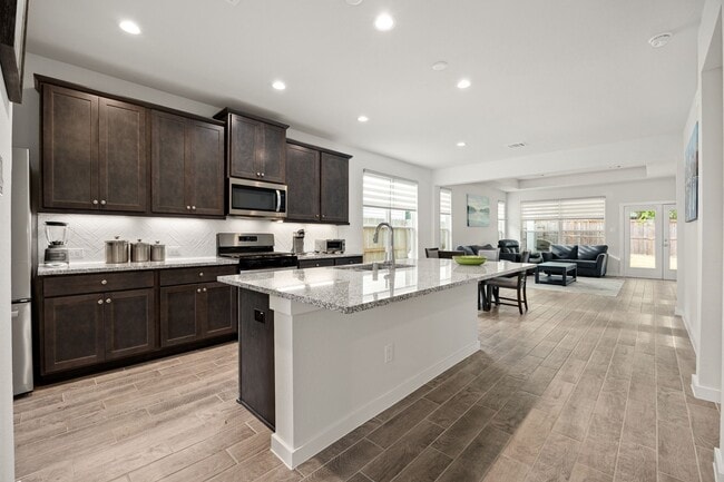 Building Photo - 33142 School Hl Rd