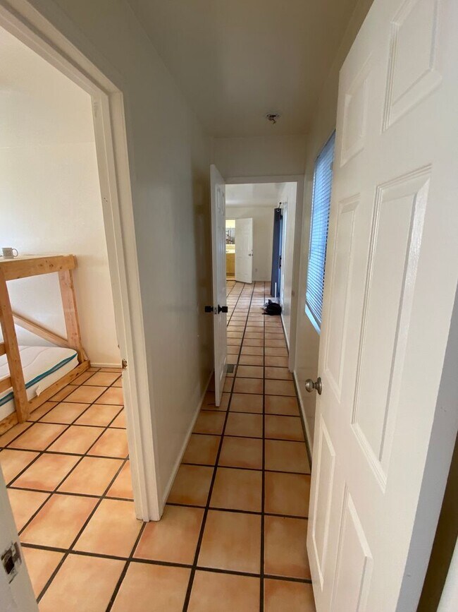 Building Photo - 6599 Del Playa Dr